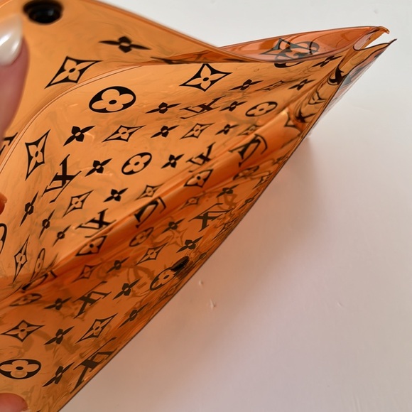 LOUIS VUITTON MONOGRAM CLUTCH - Picture 6 of 6